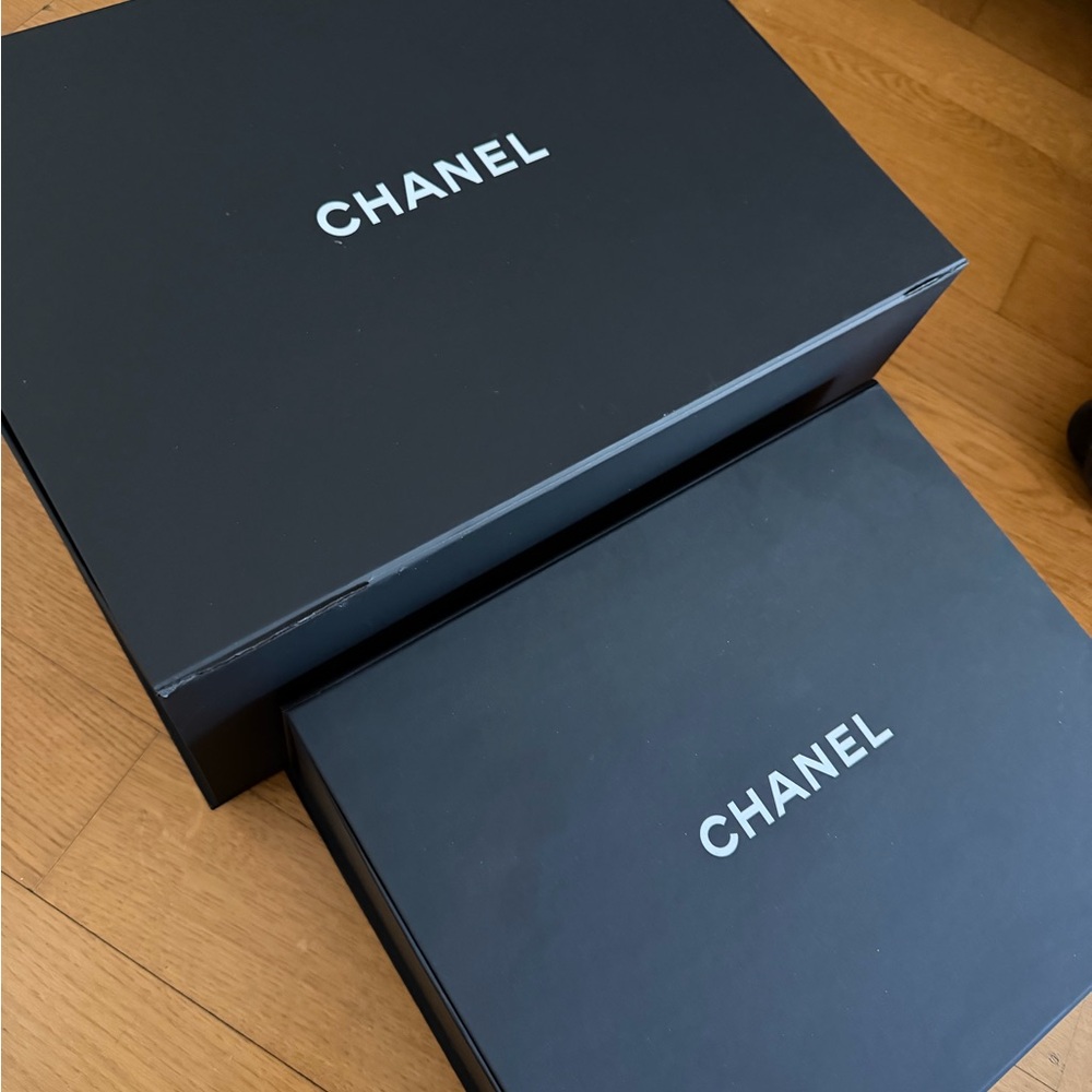 Chanel Boxes - Picture 2 of 5